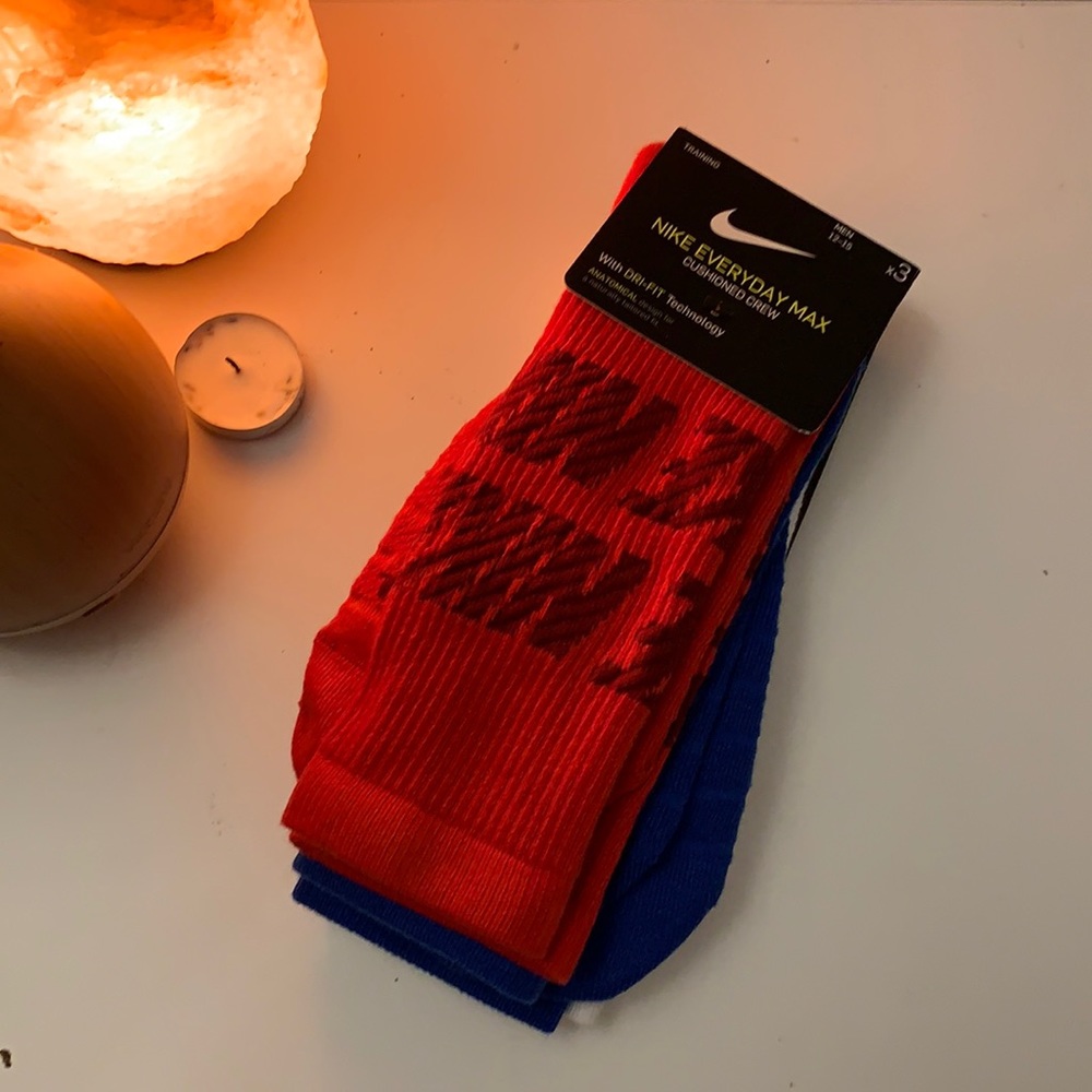 ORIGINAL NIKE ATHLETIC SOCKS